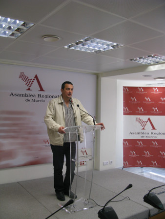 RdaCEconomia29mayo 001